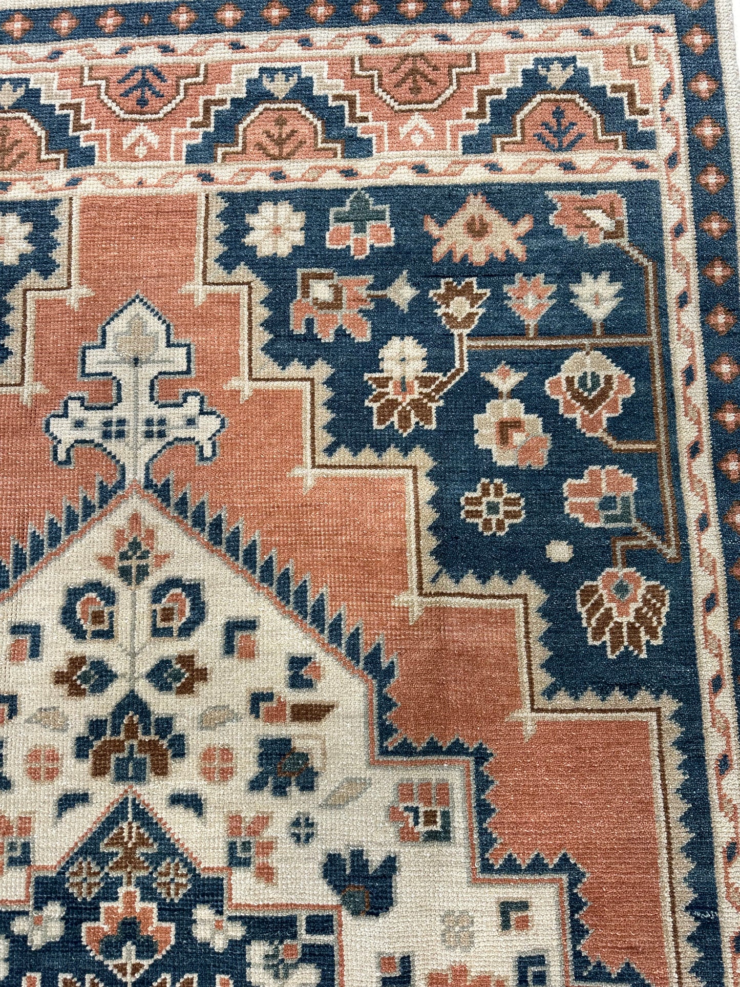 Cora Modern Oushak (In Stock)