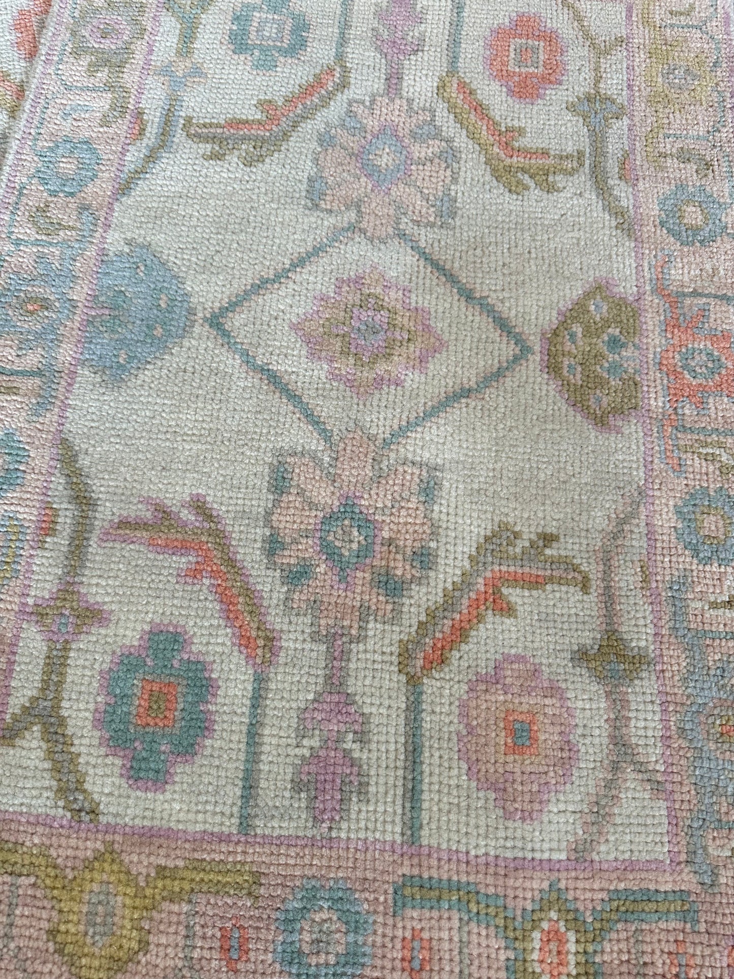 Farrah Modern Oushak (In Stock)