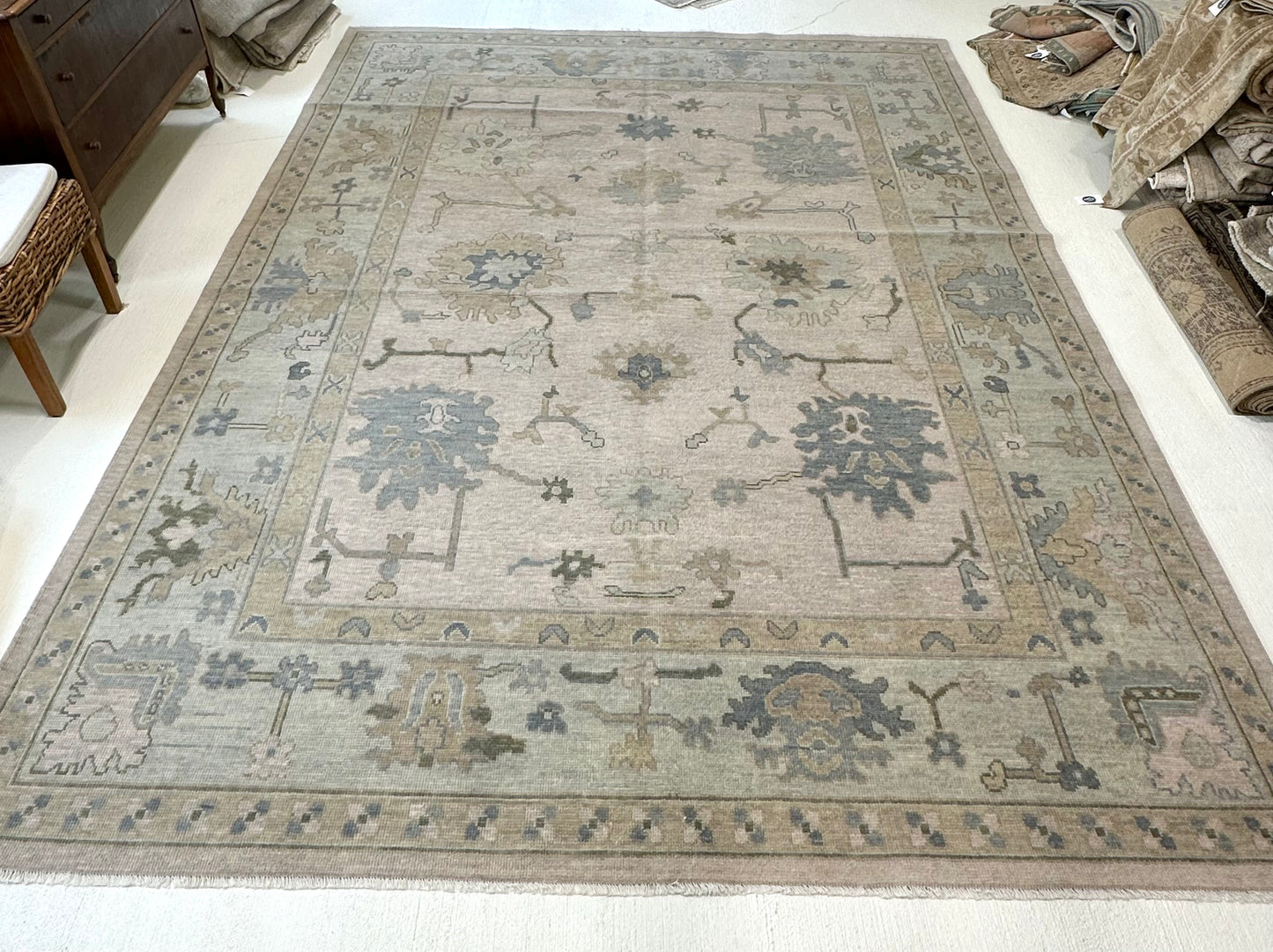 Evangeline Modern Oushak (Made to Order)