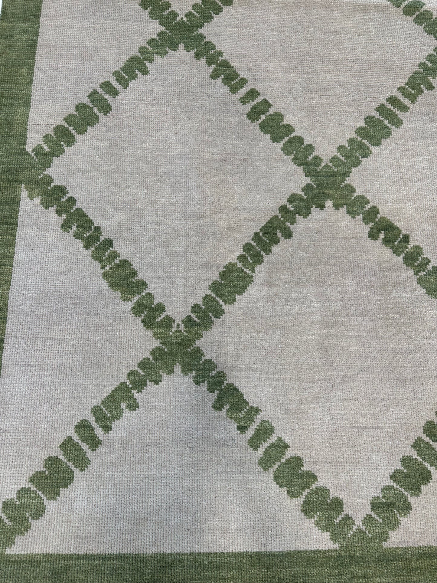 Lynn Modern Oushak Rug | Made to Order