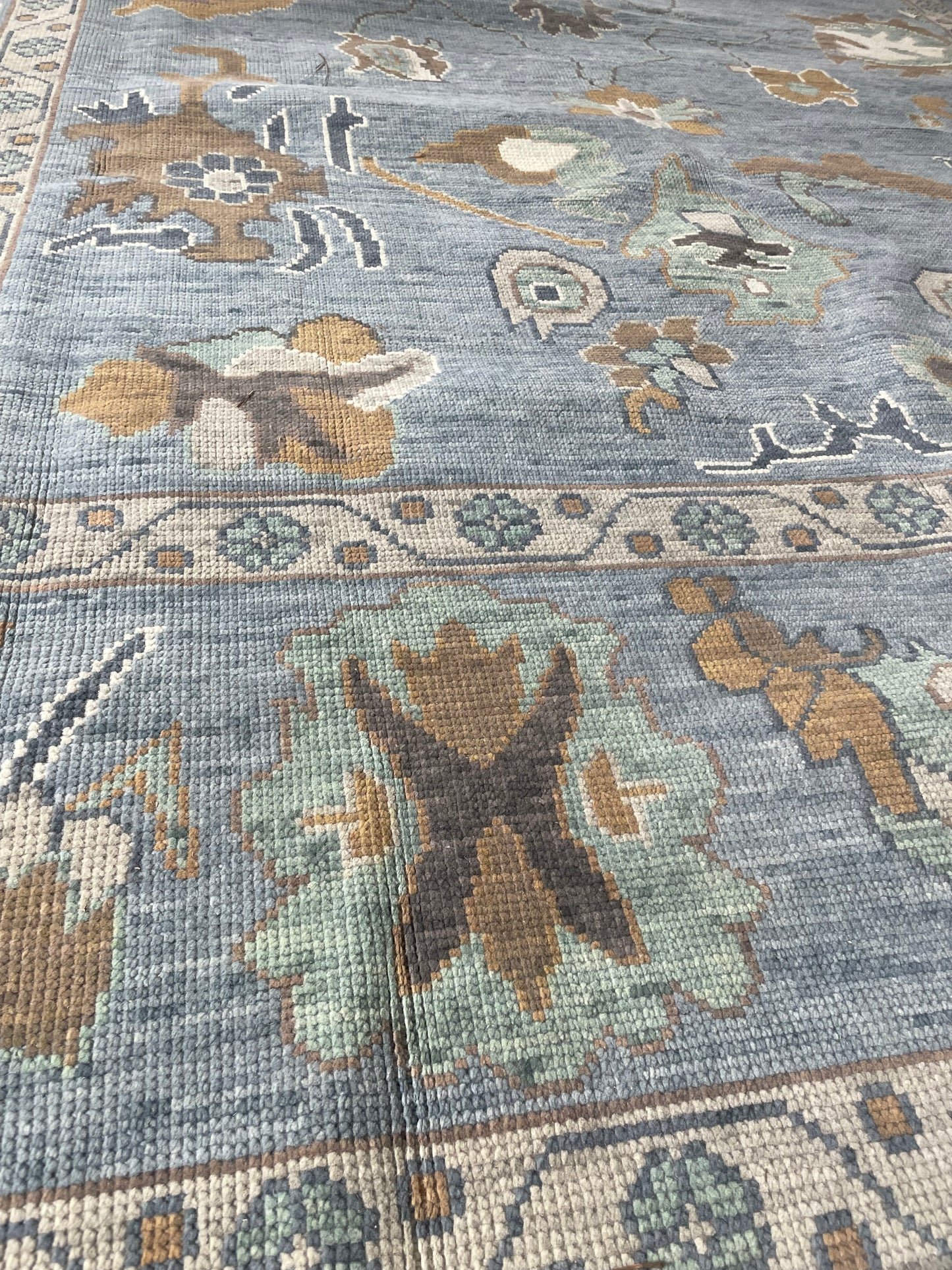 Mae Modern Oushak (In Stock)