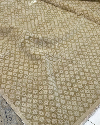 Ella Wheat Modern Oushak rug in tan, hand-knotted 100% wool — detail