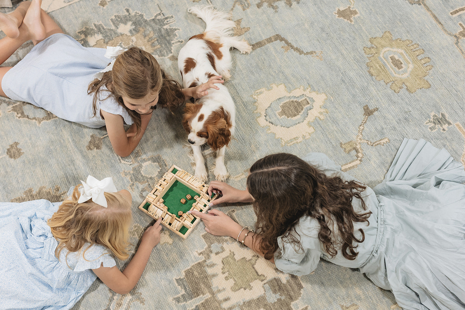 Vintage-Inspired Oushak & Flatweave Rugs | Wool, Custom Sizes