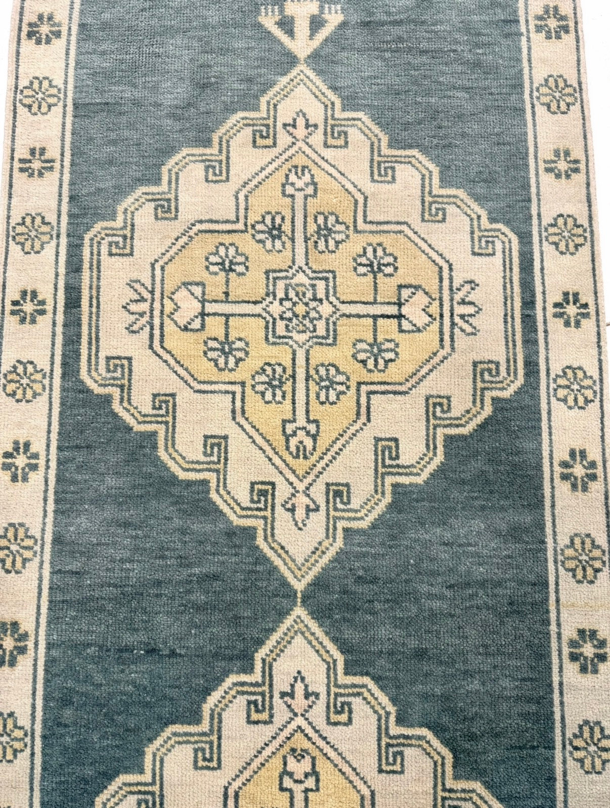 Louisa Modern Oushak Rug