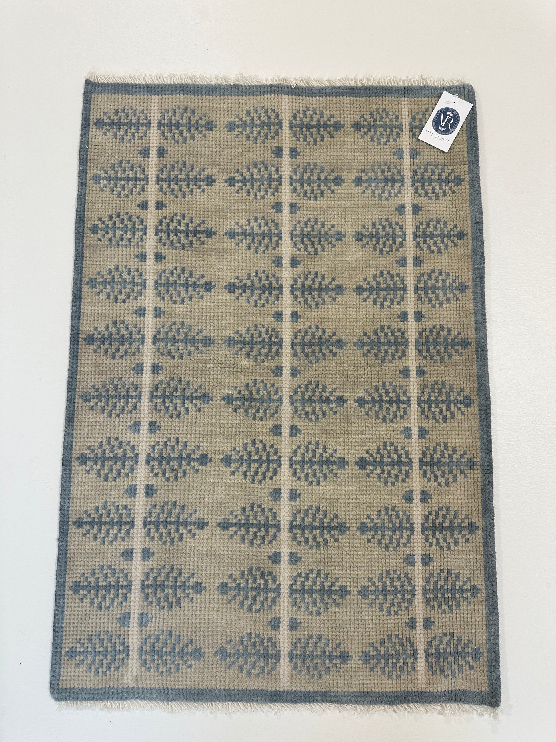Bea Modern Oushak rug — warm gray, cream, gray-blue, hand-knotted 100% wool