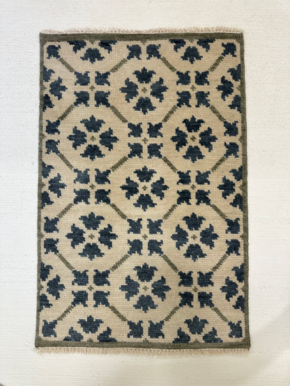Betty Modern Oushak rug in beige, hand-knotted wool — full view