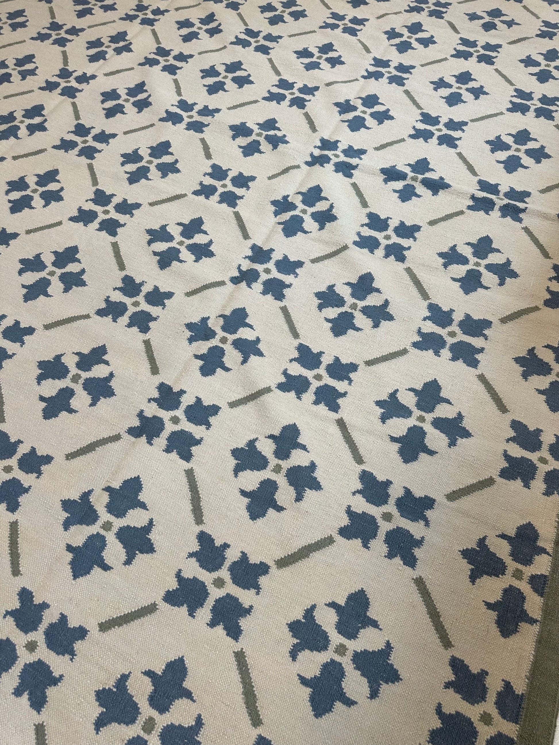 Betty wool flatweave rug, detail view