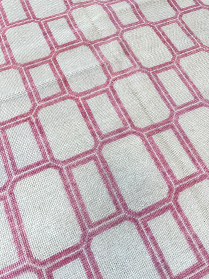 Macie modern Oushak rug with an ivory foundation and lively magenta accents, hand-knotted wool