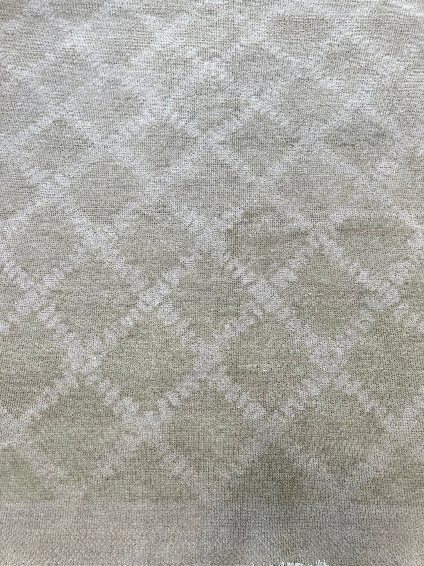 Anne modern Oushak rug, detail view