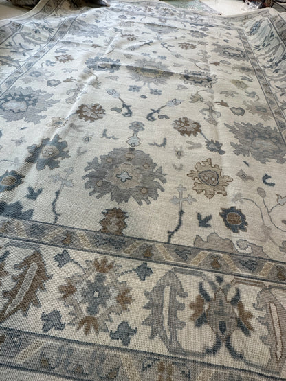 Emma Modern Oushak rug, cream, gray, soft cream, calming blues, hand-knotted wool — alternate view
