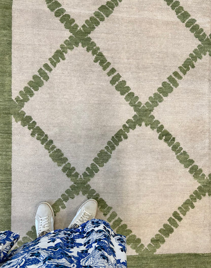 Lynn modern Oushak rug, hand-knotted wool with a very light warm gray foundation and soft green accents