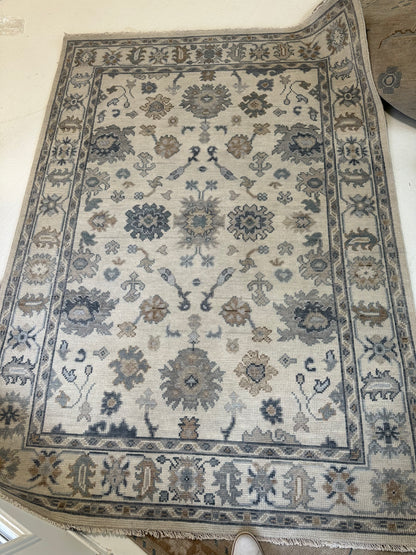 Emma Modern Oushak rug — hand-knotted wool in cream with cream, gray, soft cream, calming blues