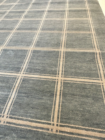 Kate modern Oushak rug, hand-knotted wool with a gray-blue foundation and subtle ivory detailing